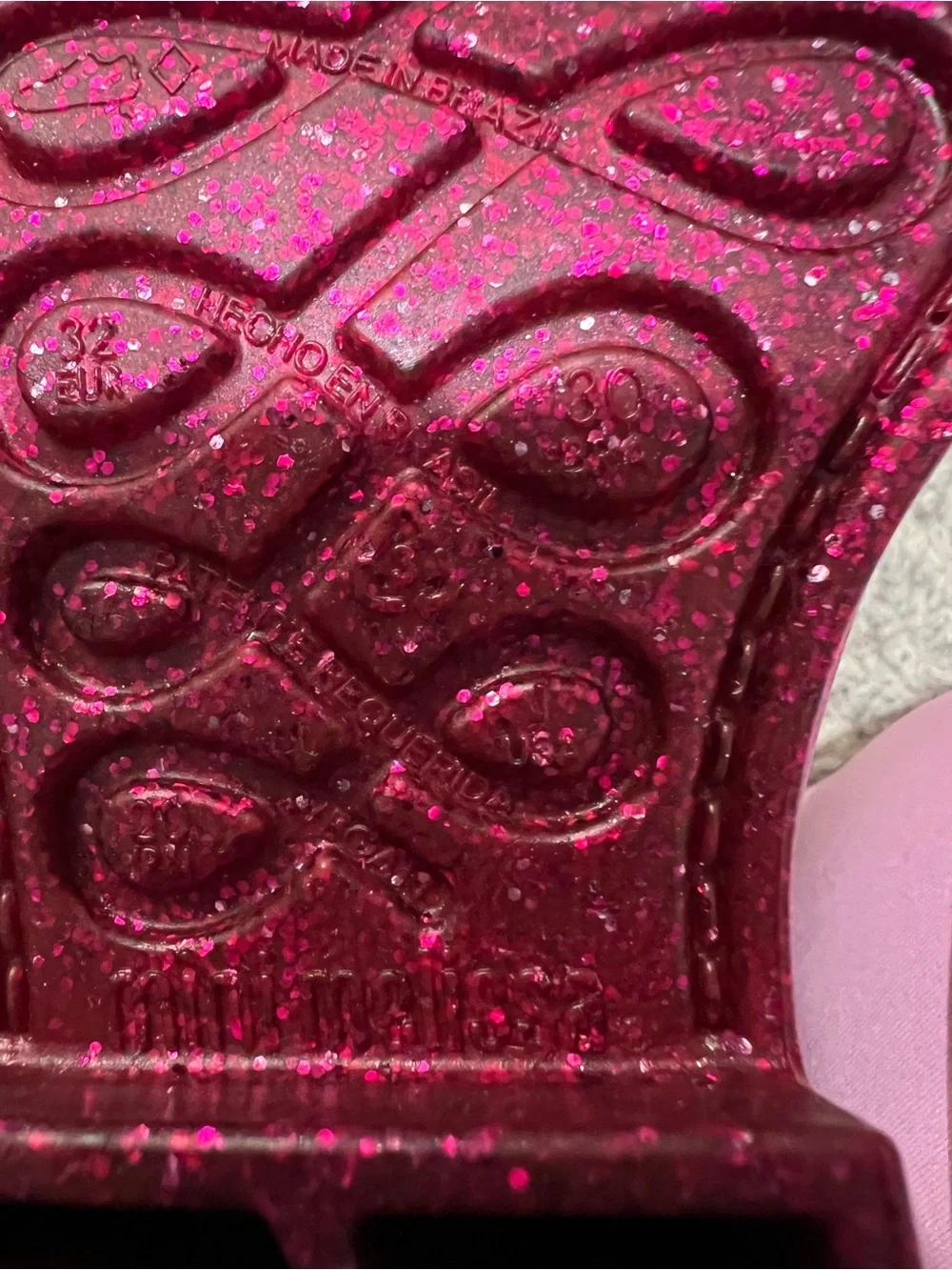 Mini Melissa eye catching